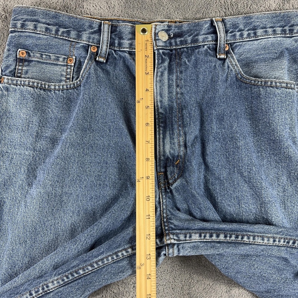 VTG Levis 550 Jeans Men 37x31 Blue Relaxed Fit Tapered Leg Denim Medium Wash Y2K - Picture 10 of 11